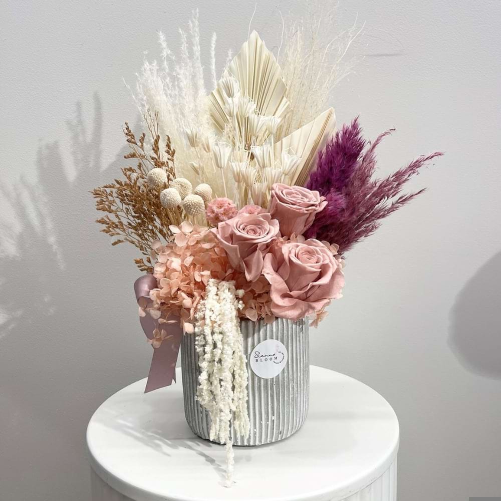 Dried Flower Pot 